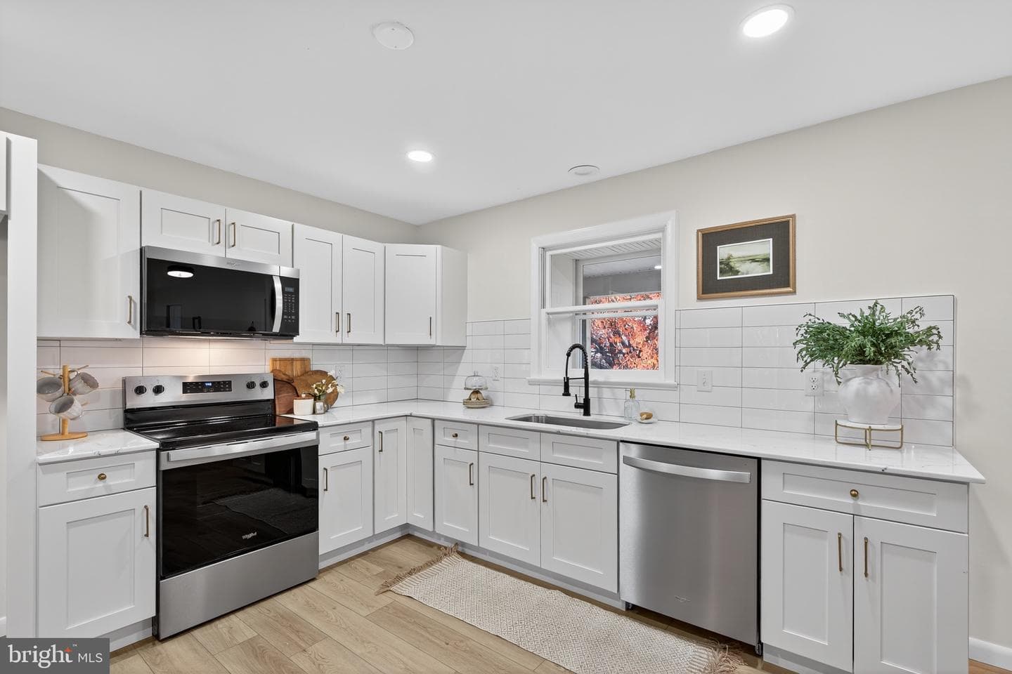 119 Oaks Road photo 9