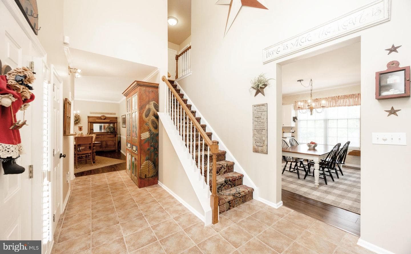 315 Martingale Circle photo 6