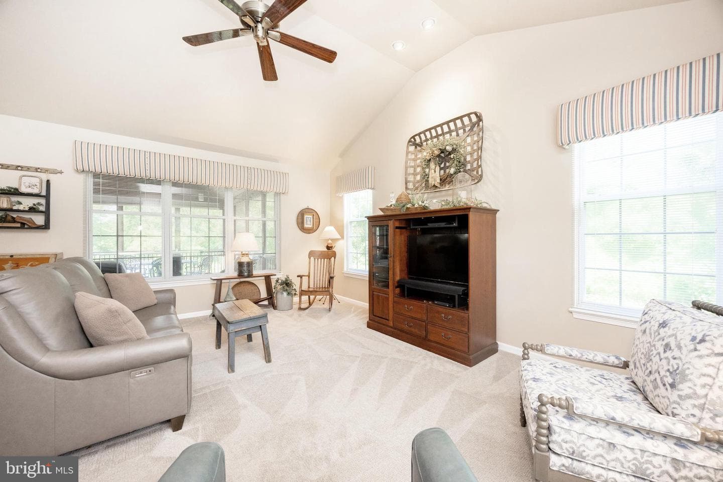 315 Martingale Circle photo 9