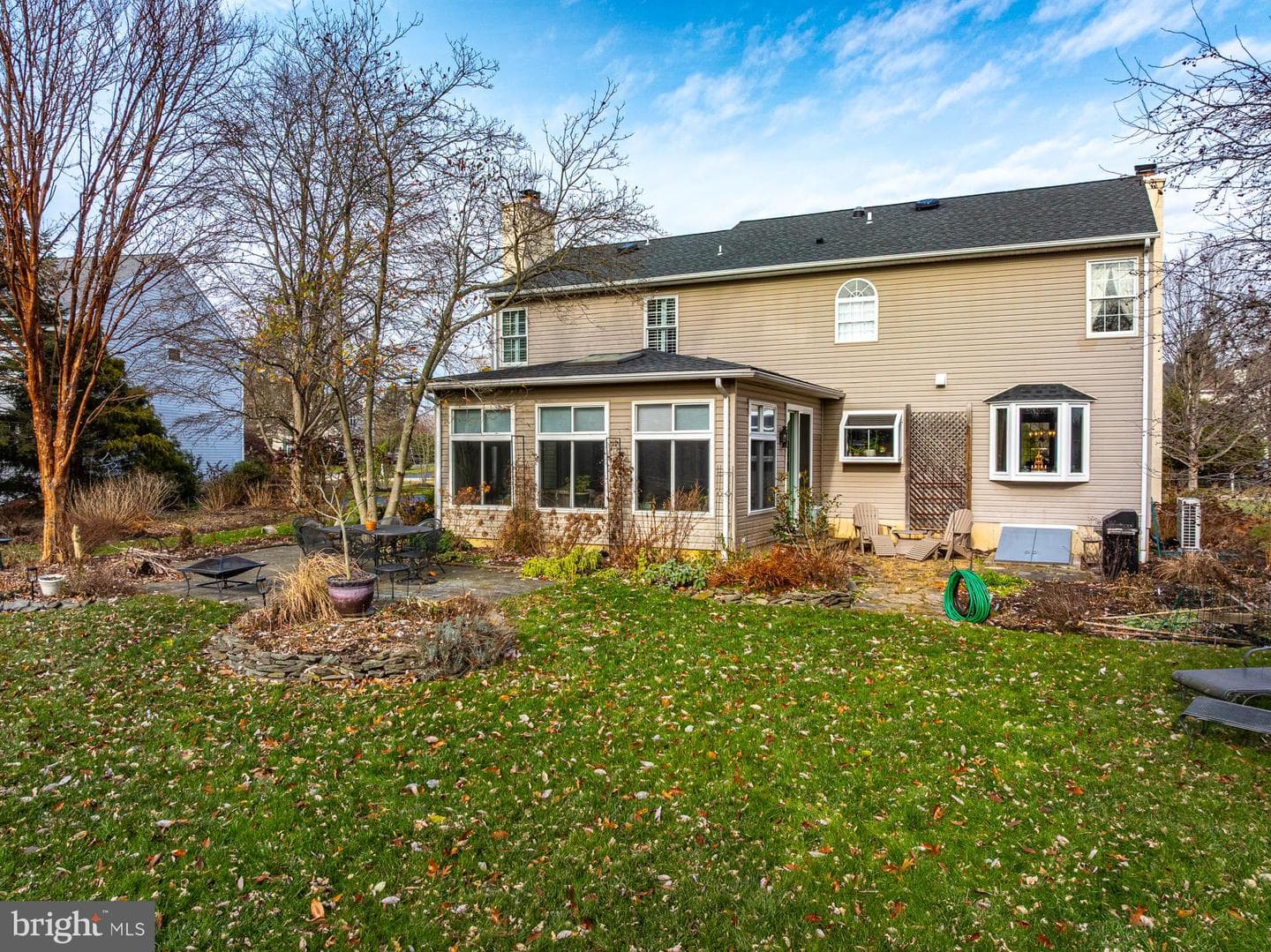 820 Waverly Road photo 4