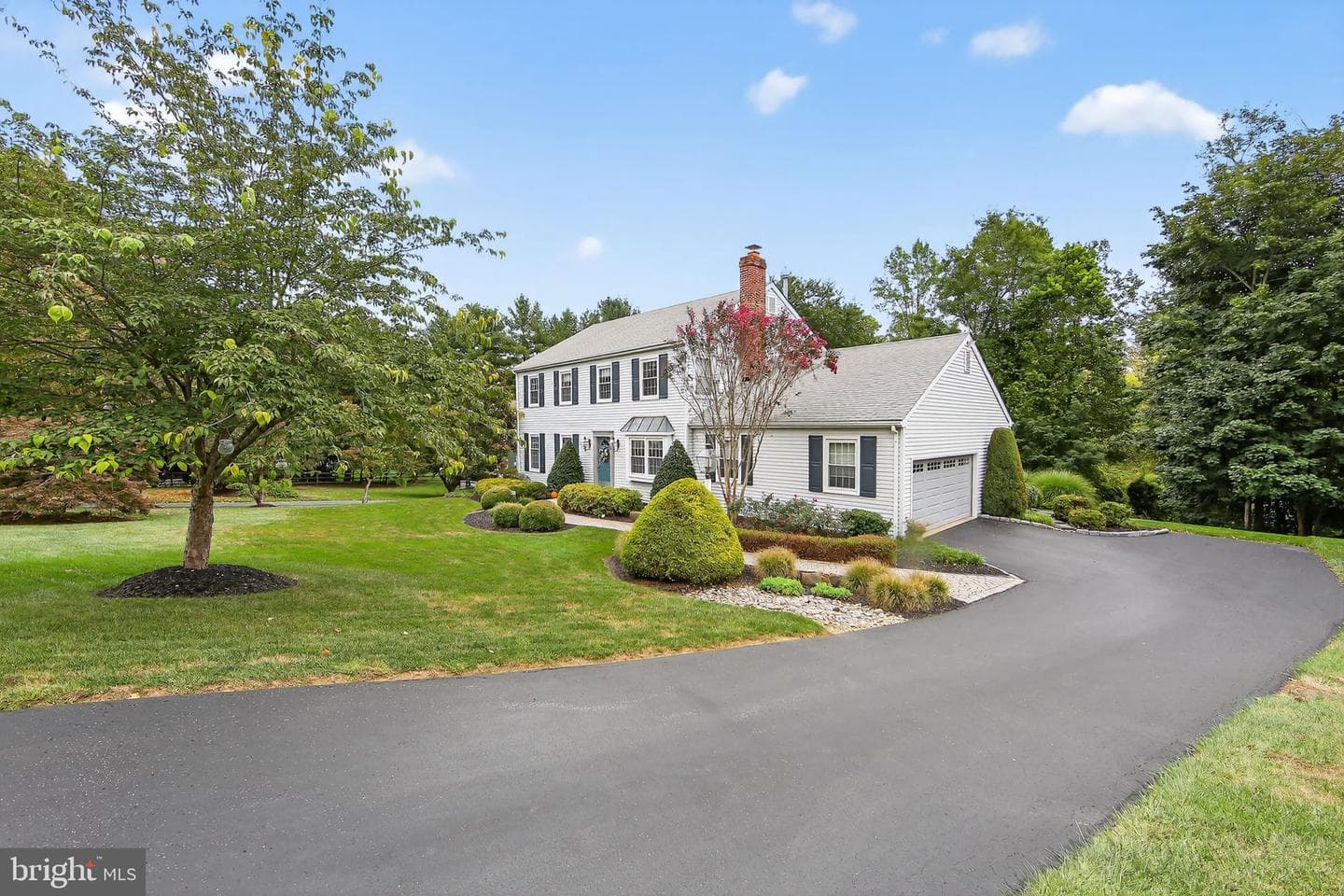 804 Plumtry Drive photo 3