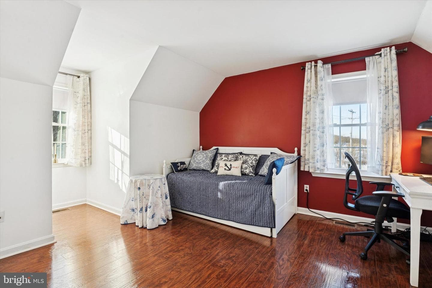 815 Chestnut Hill Road photo 16