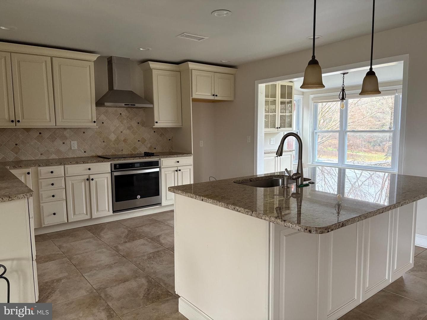 58 Laurel Circle photo 6