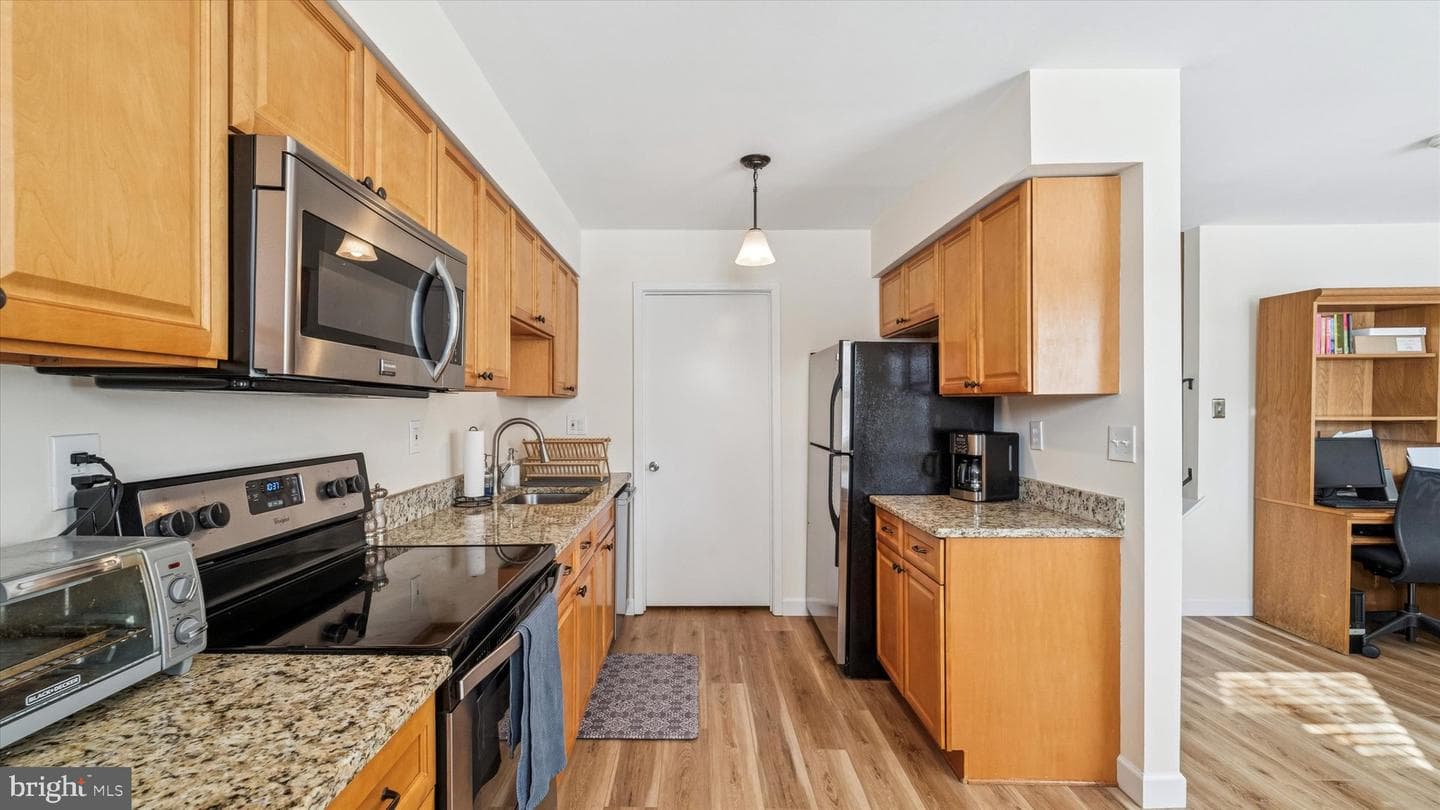 148 Chester Court #335 photo 8