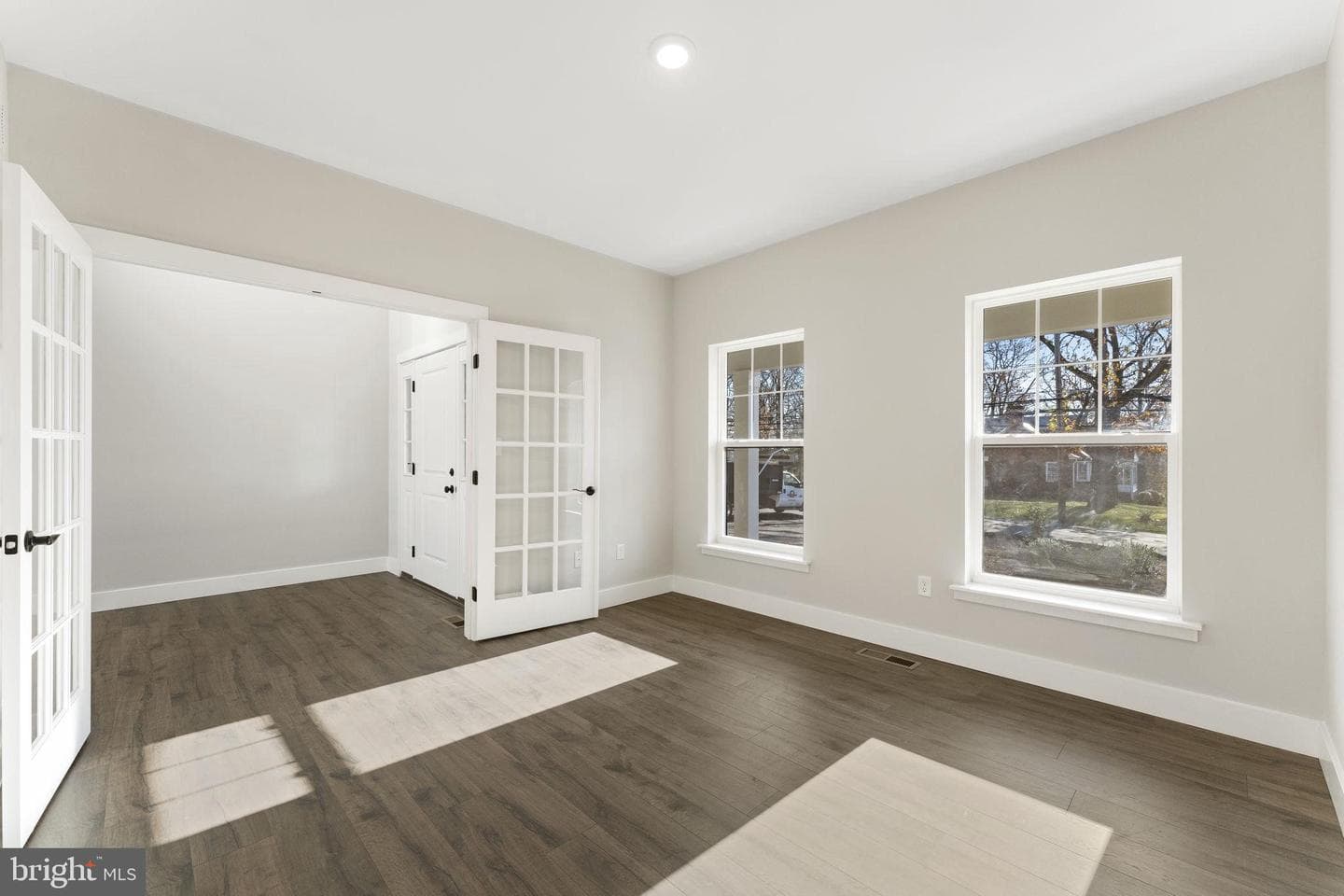 108 Ferry Lane photo 7