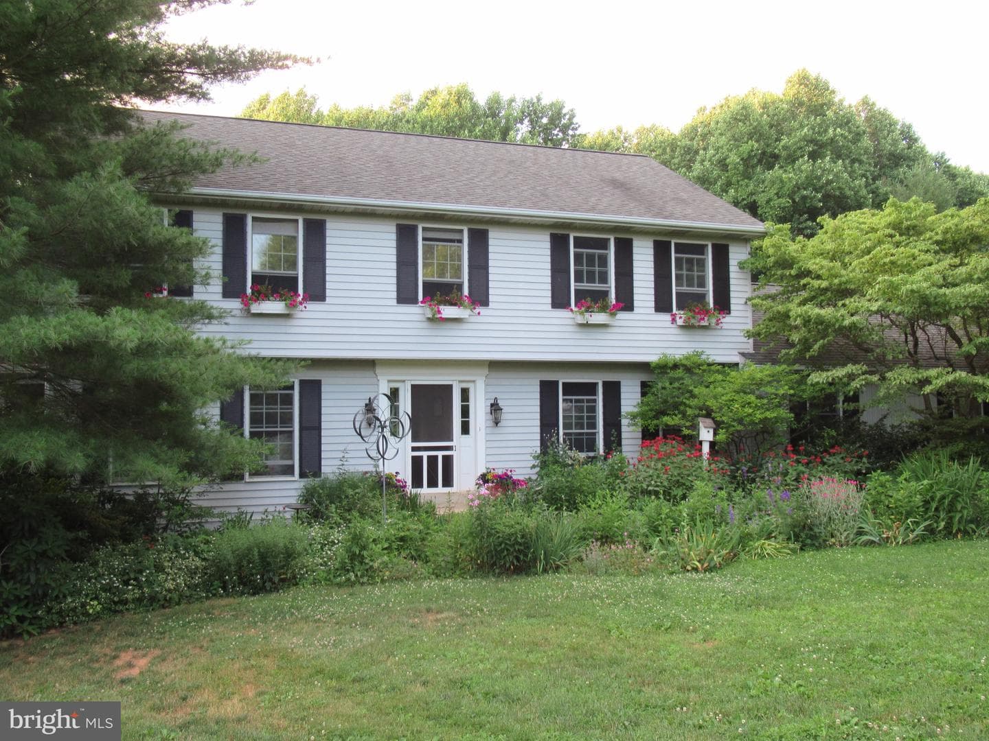 12 Phillips Lane photo 40