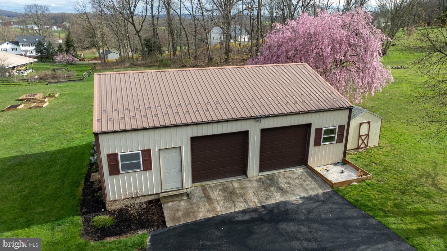 1780 Little Conestoga Road photo 2
