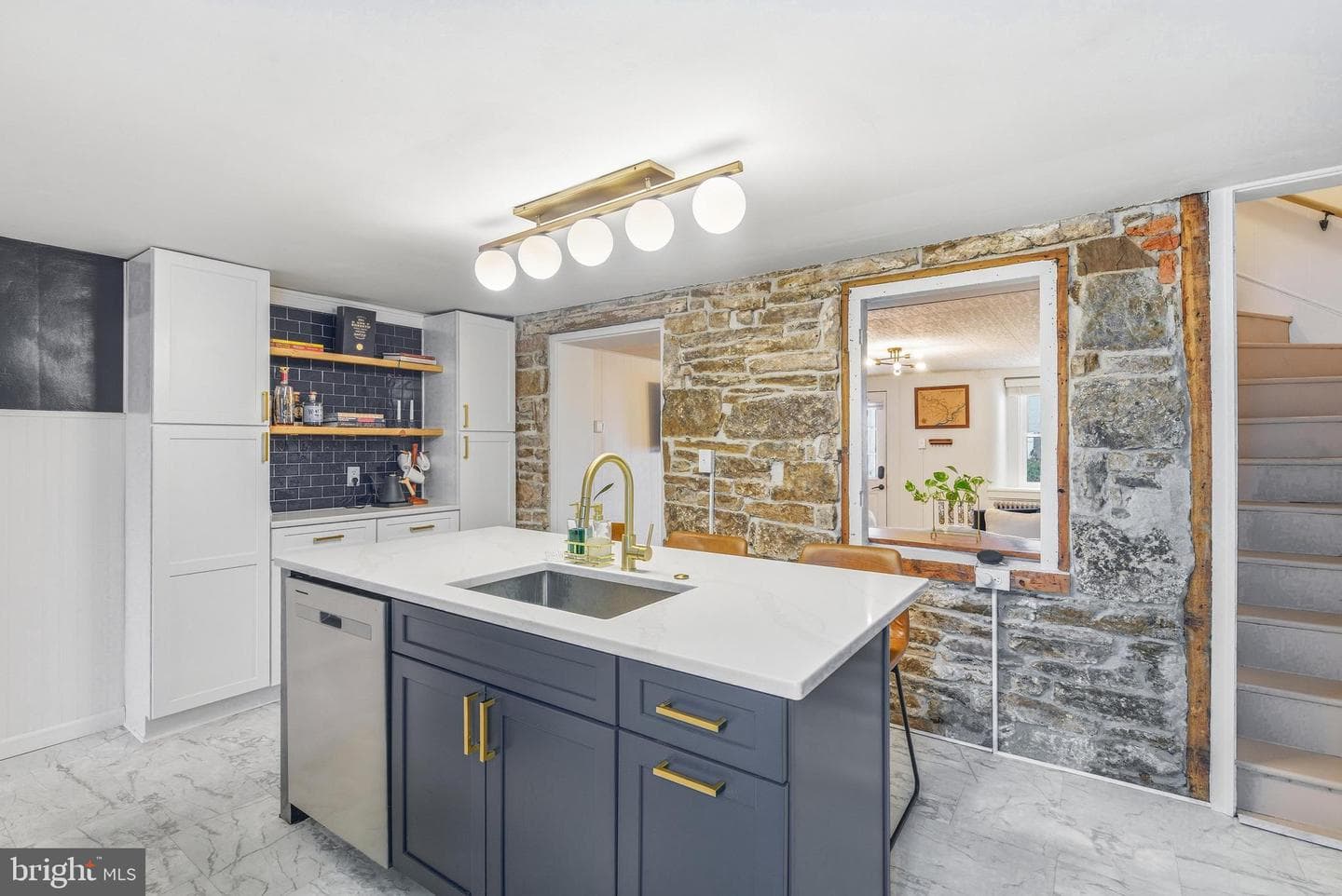 116 South Street photo 1