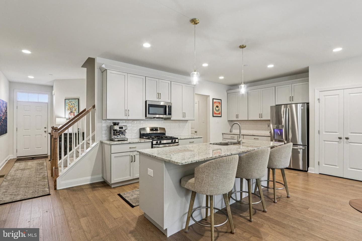 52 Juliet Lane photo 1