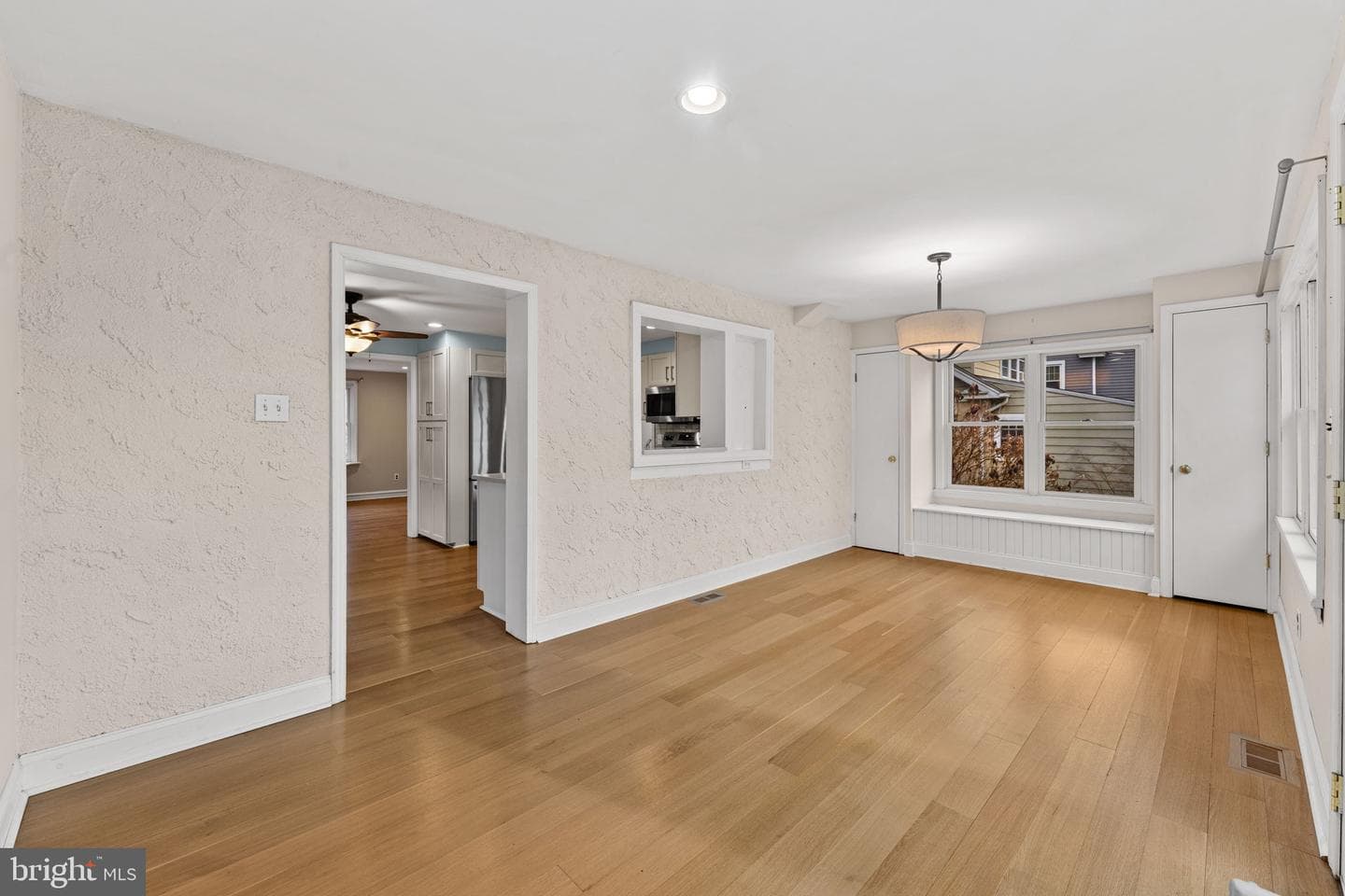 18 Manor Road photo 15