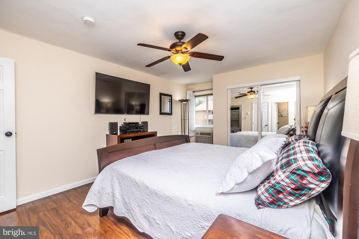 500 Campbell Circle #h-12 photo 21