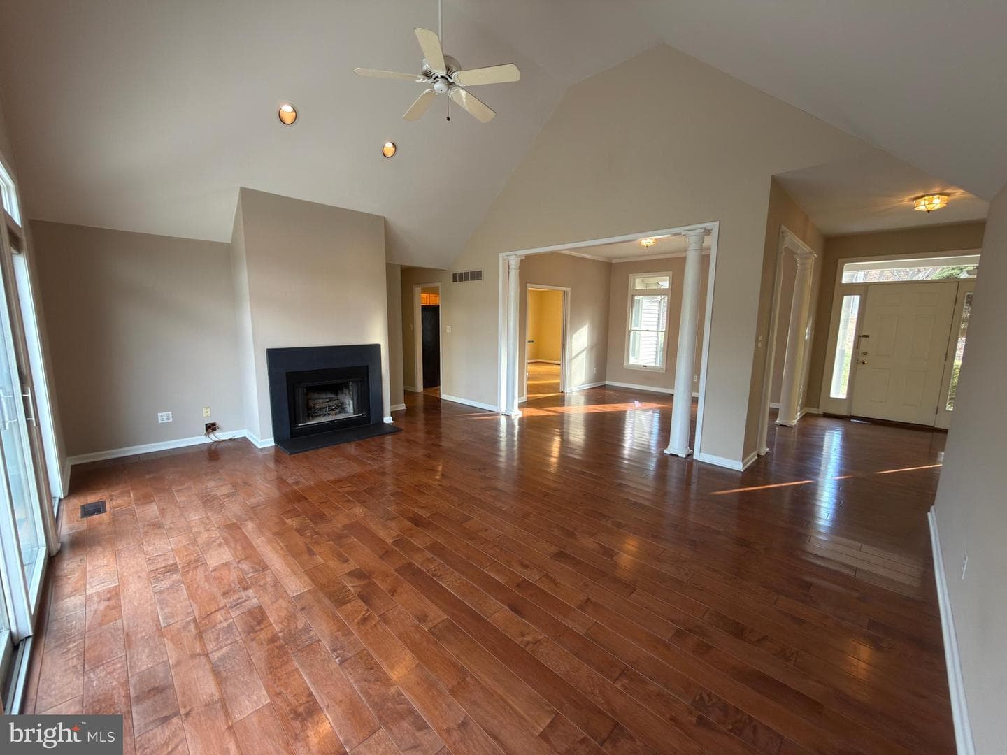 839 Frank Road photo 9