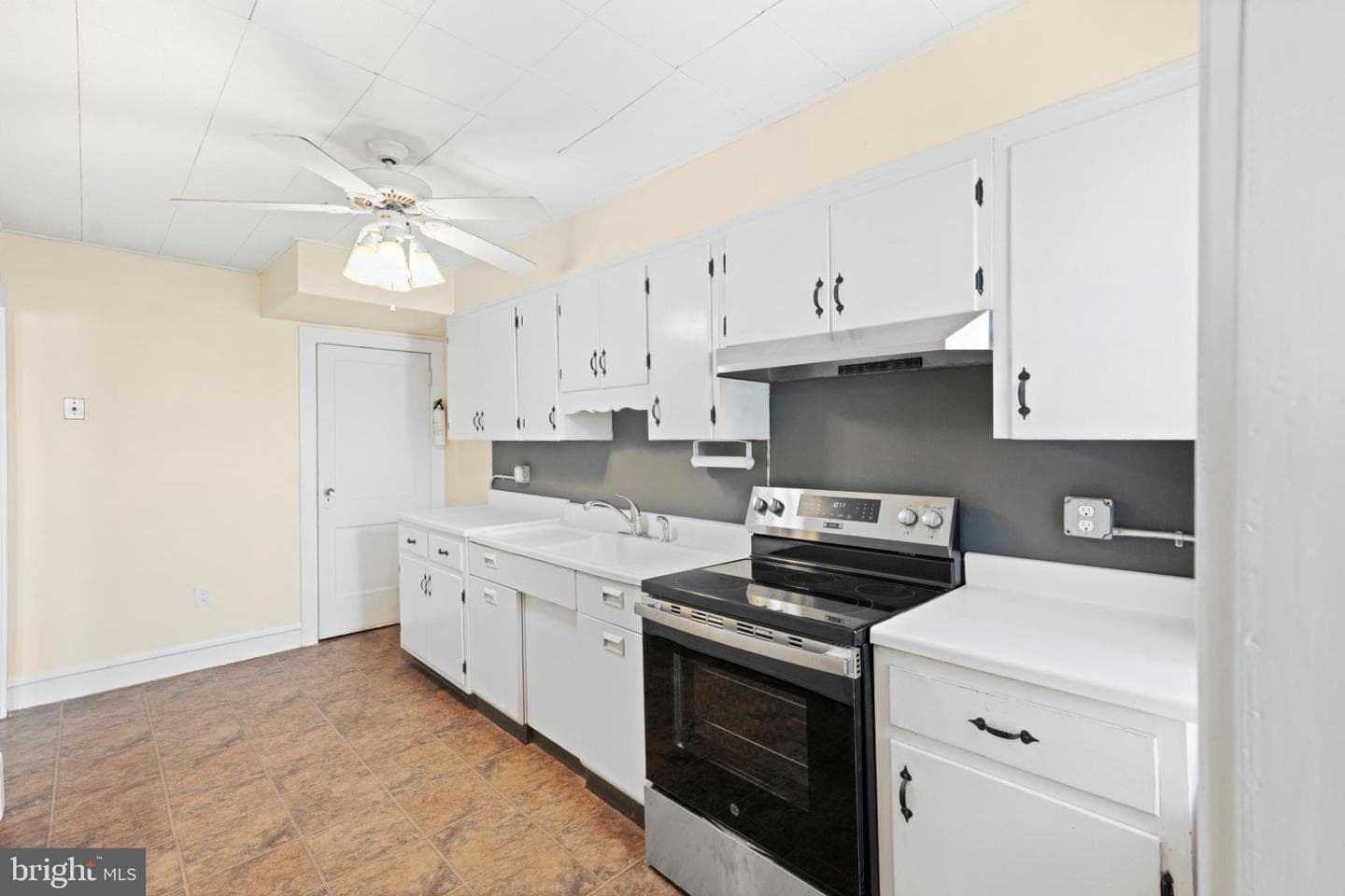 307 4th Avenue photo 12
