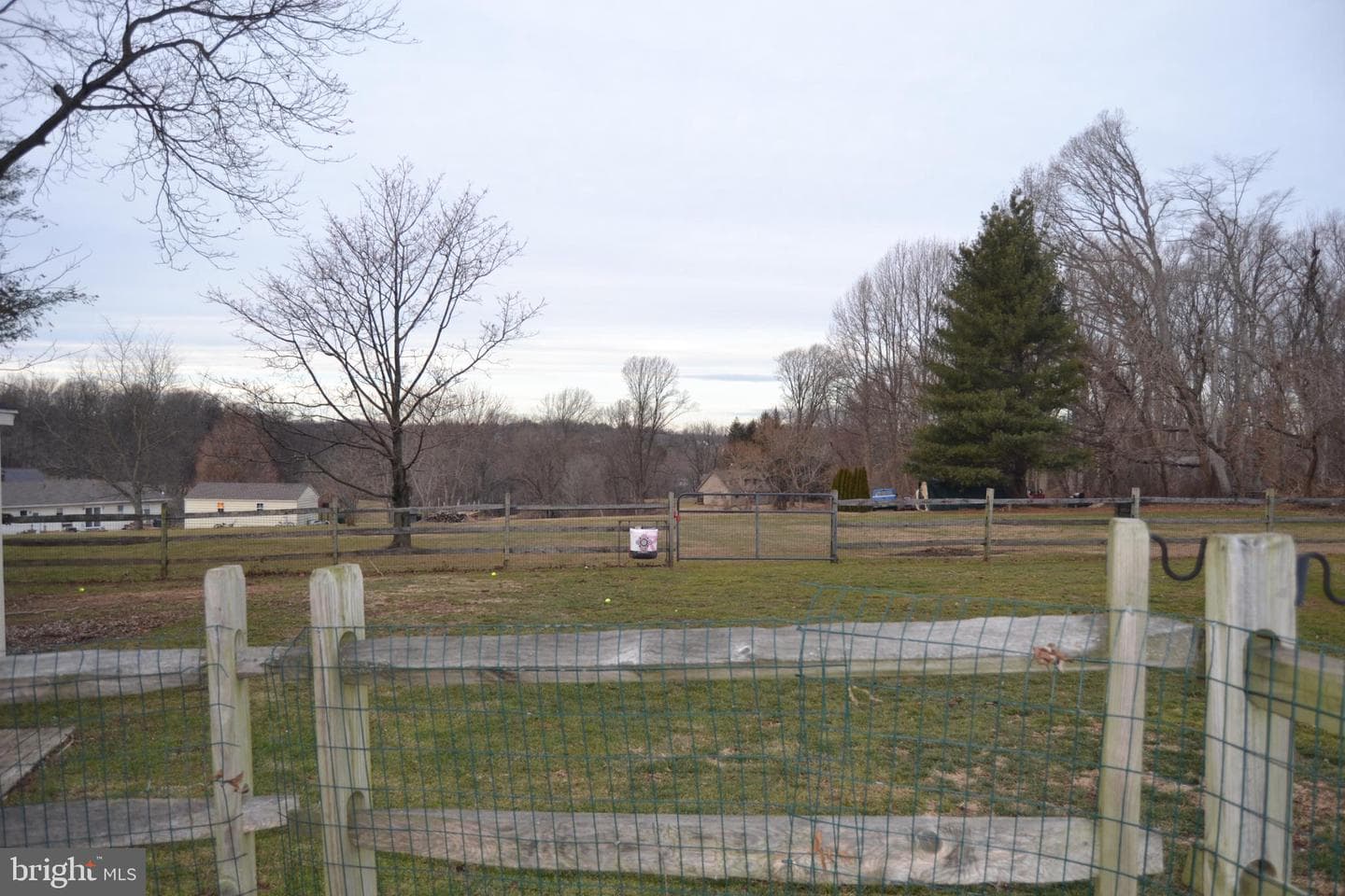 686 State Road photo 34