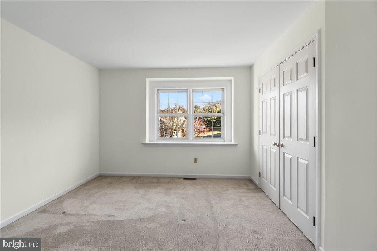 9 Parkside Drive photo 20