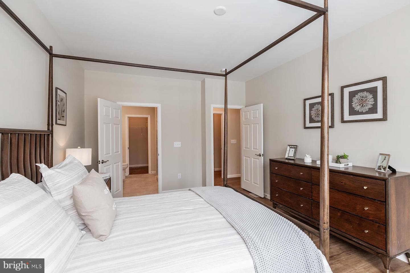 602 Greenbriar Path photo 17