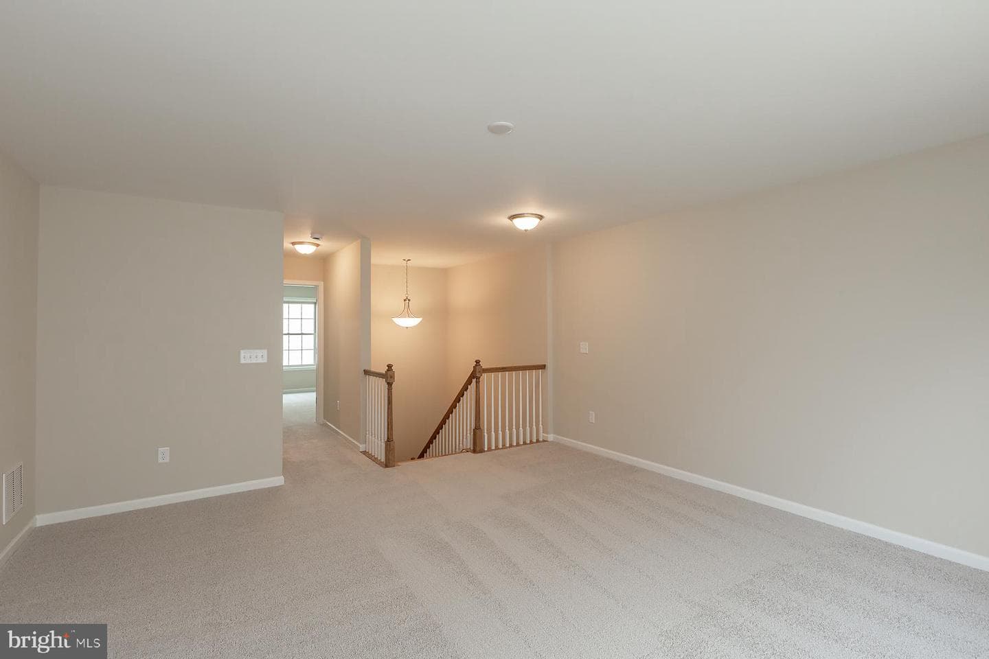 602 Greenbriar Path photo 26