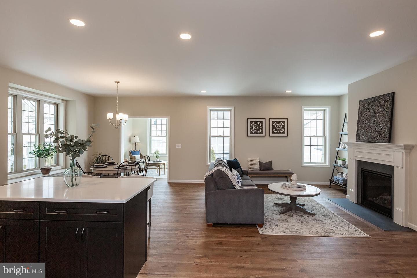 602 Greenbriar Path photo 5