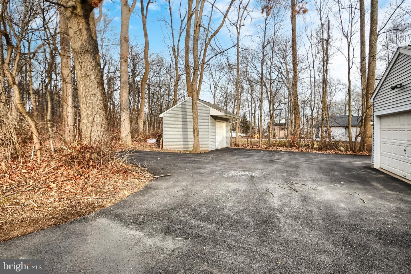 401 Dalton Road photo 3