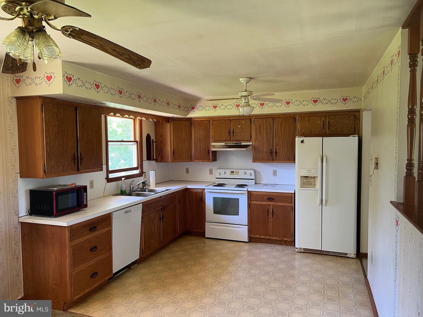 246 Waterway Road photo 7