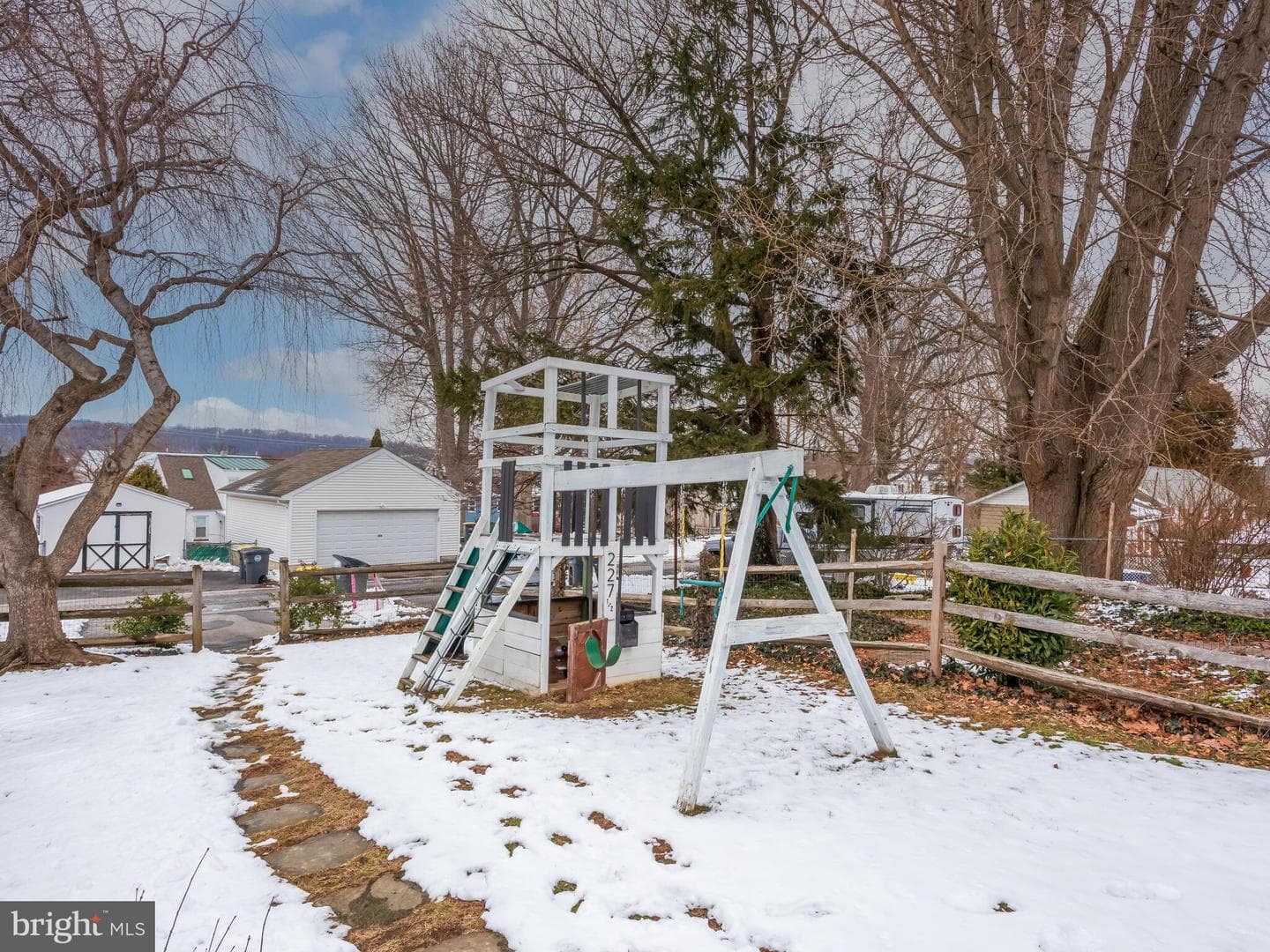 227 Highland Avenue photo 49