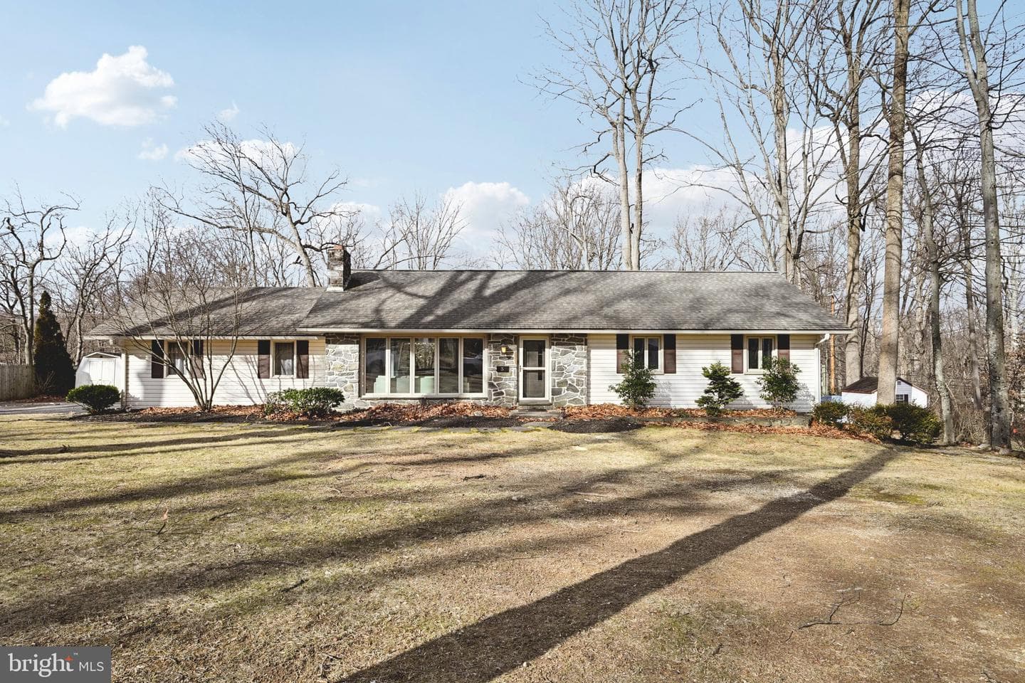 3 Edgewood Drive photo 2
