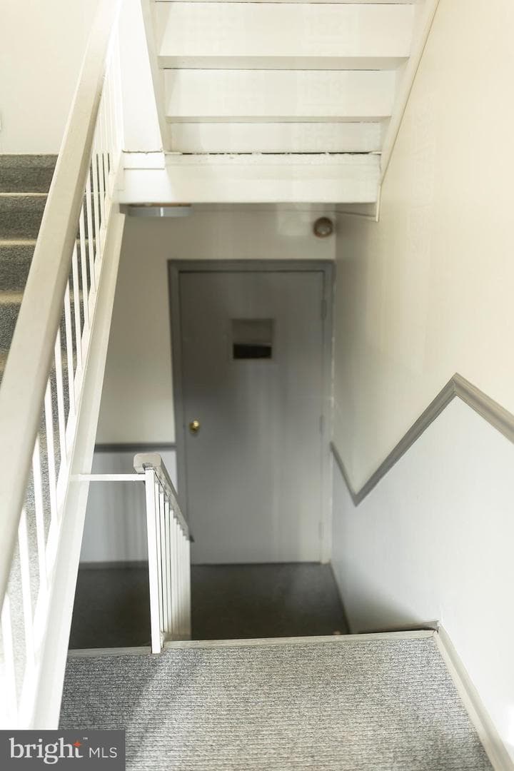 1508 Valley Drive photo 4