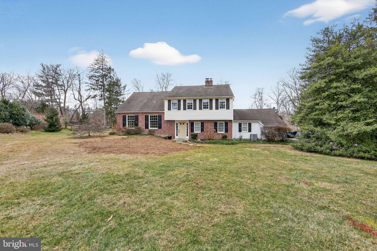 850 Farragut Road photo 1