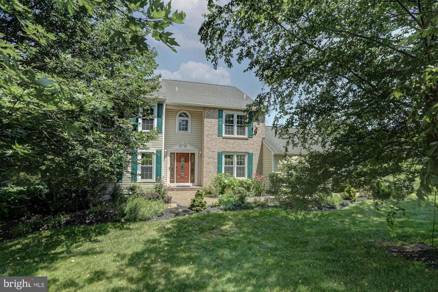 17 Nottingham Drive photo 1