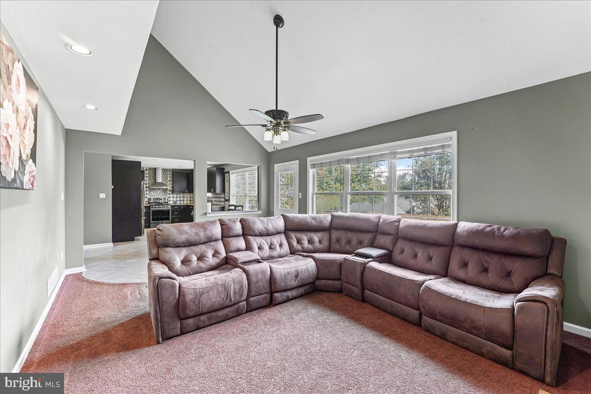 113 Midland Drive photo 13