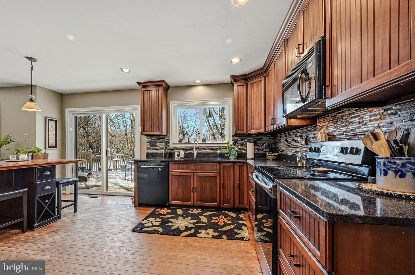 5 Roosevelt Way photo 12