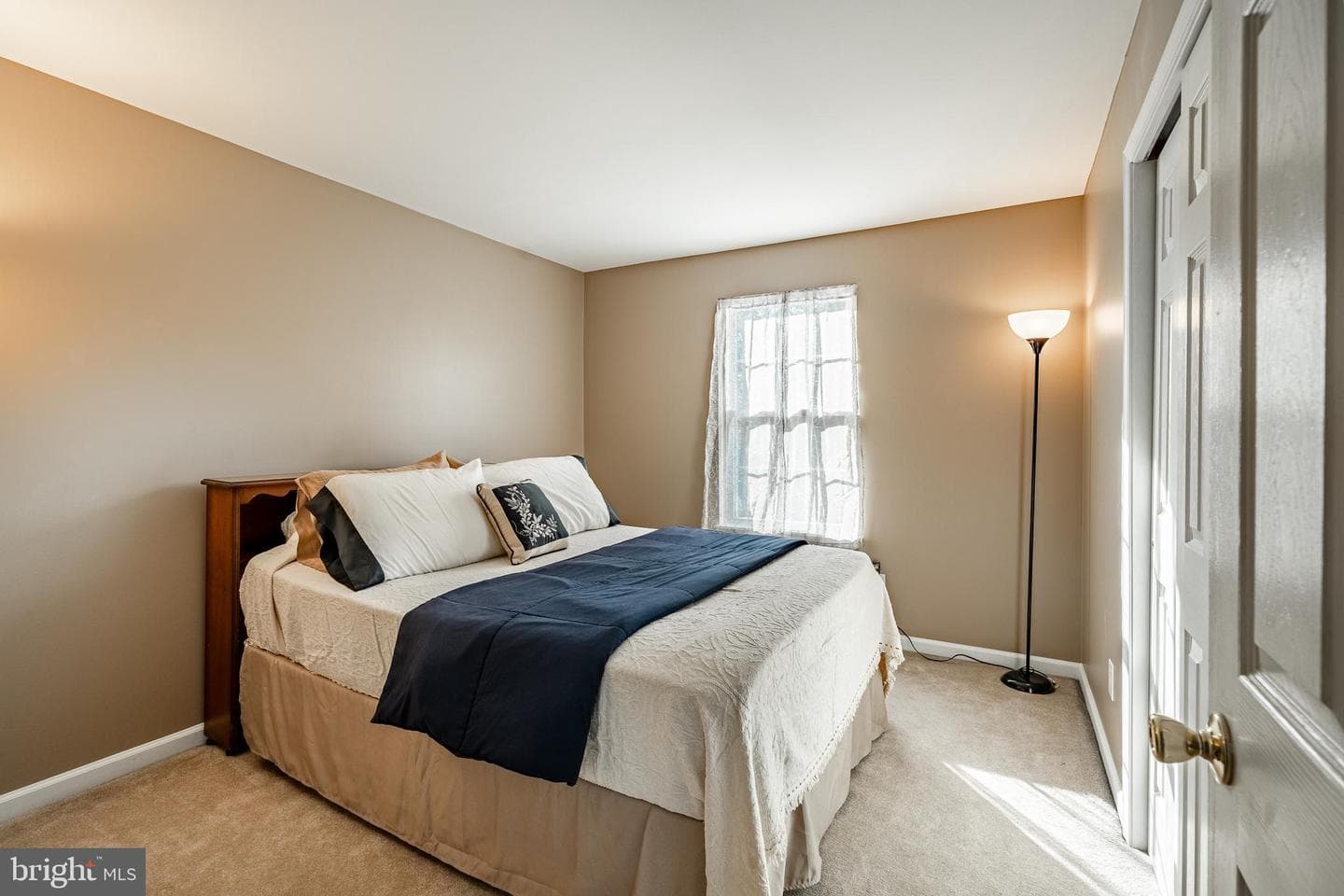 300 Revere Court photo 19