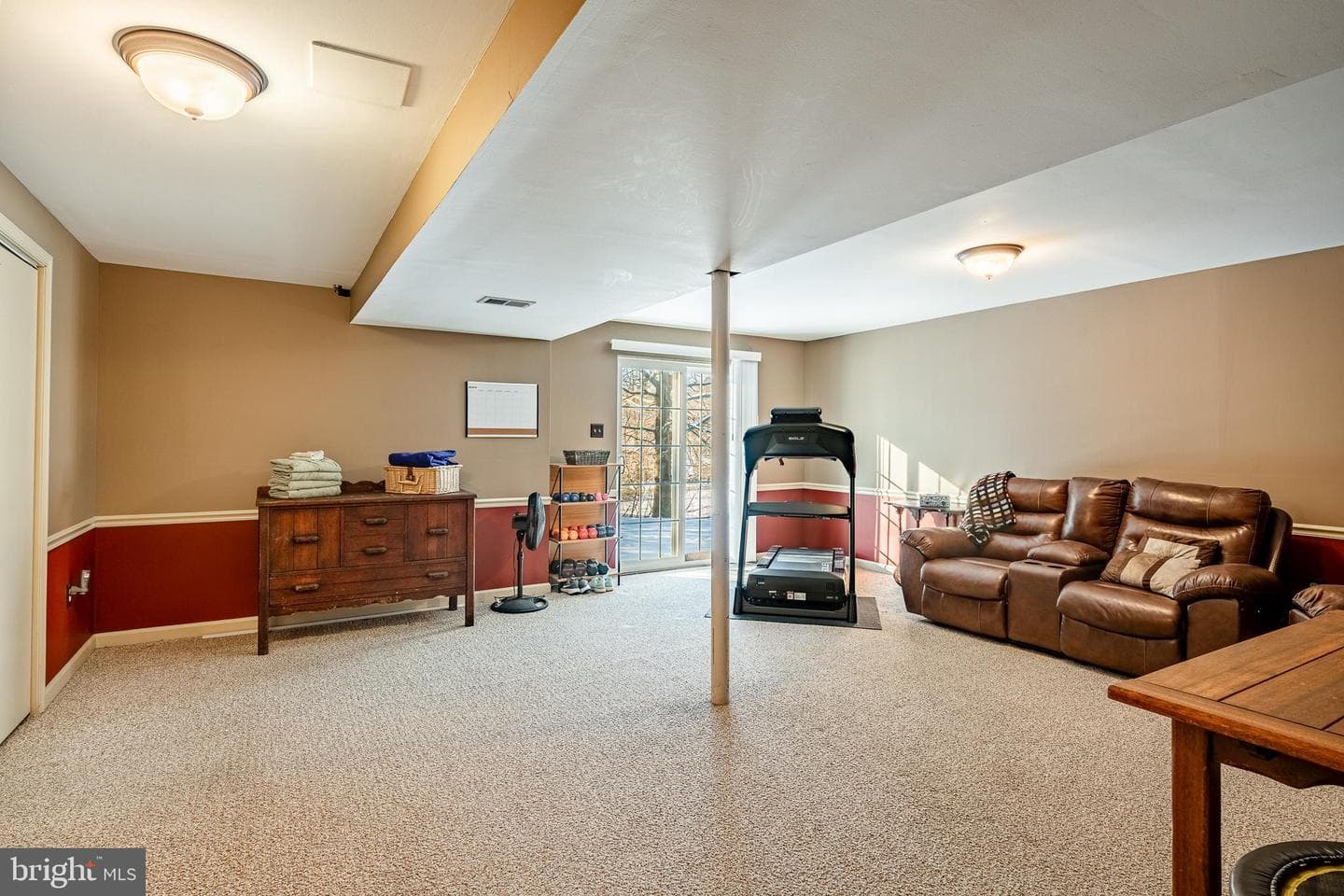 300 Revere Court photo 22