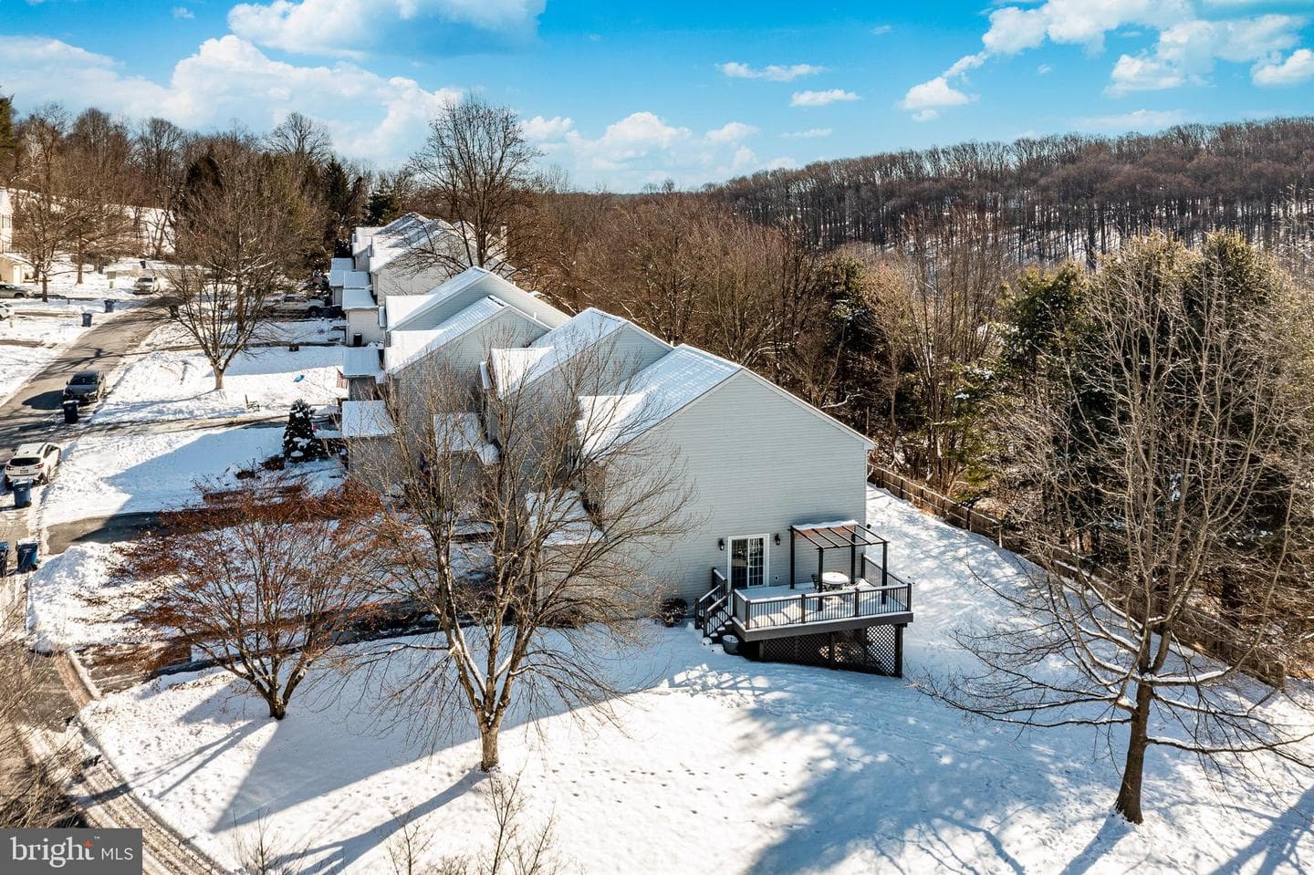 300 Revere Court photo 29