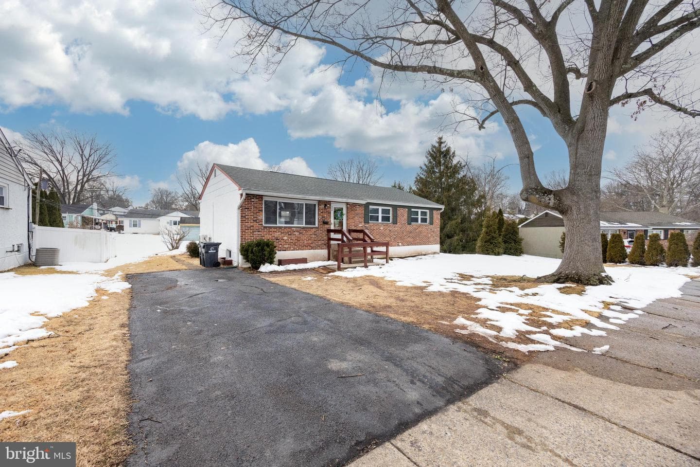 528 Virginia Avenue photo 2