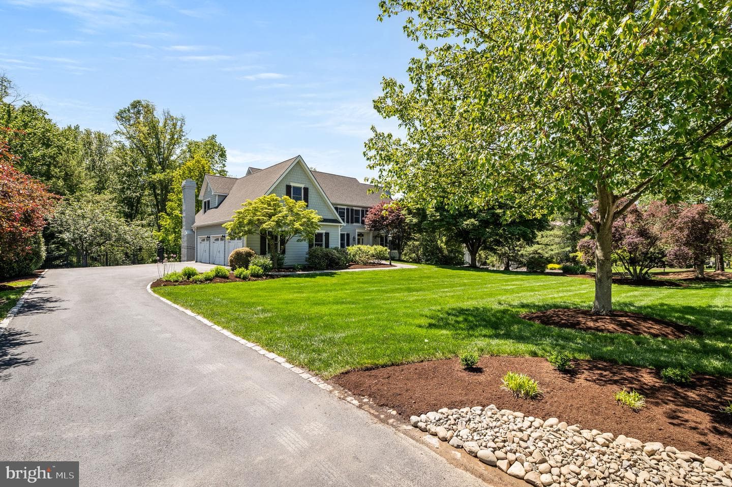 3 Greenstone Way photo 2