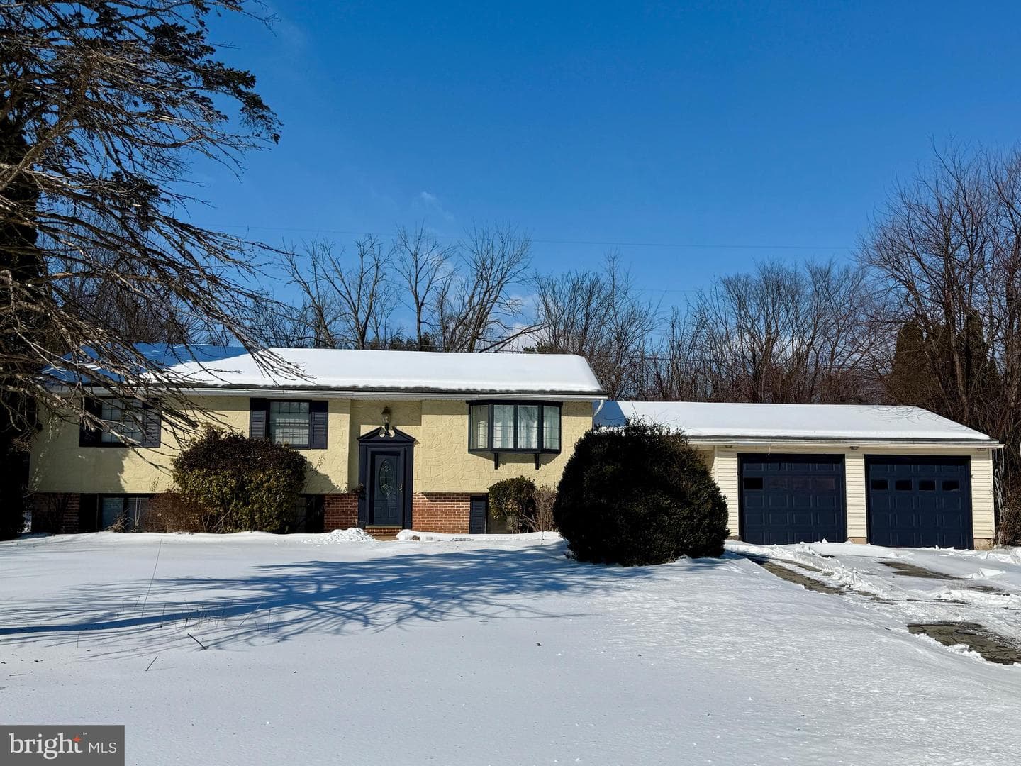 110 Wendy Circle photo 1
