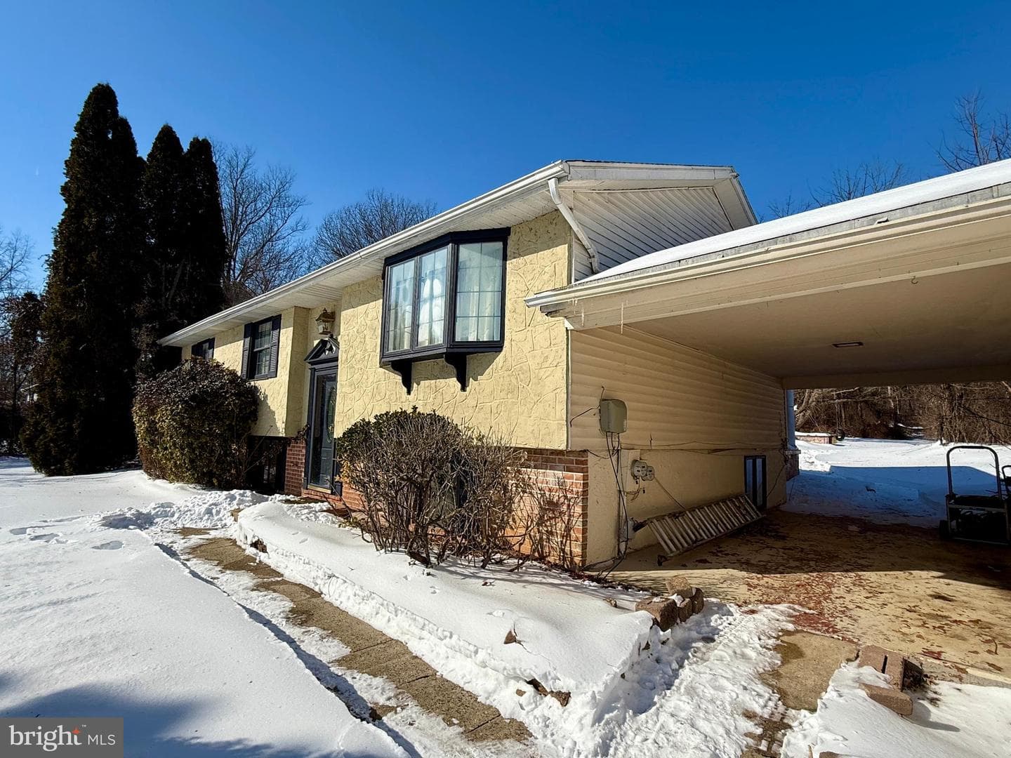 110 Wendy Circle photo 32