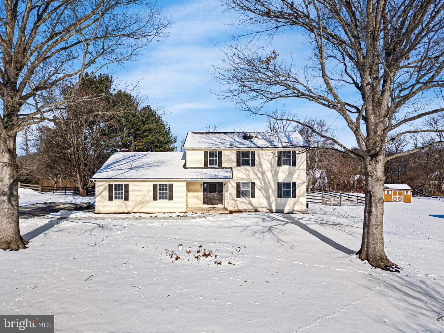 15 Cochran Drive photo 1