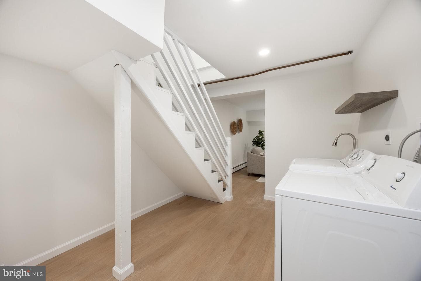 110 Merlin Road photo 20