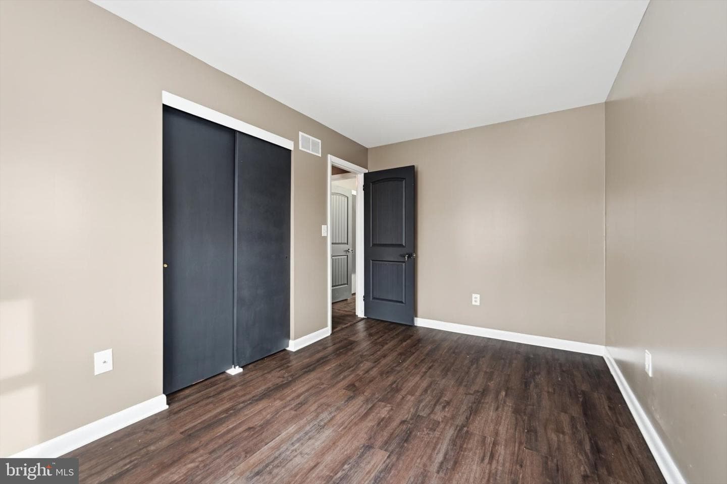 294 Cambridge Road photo 17