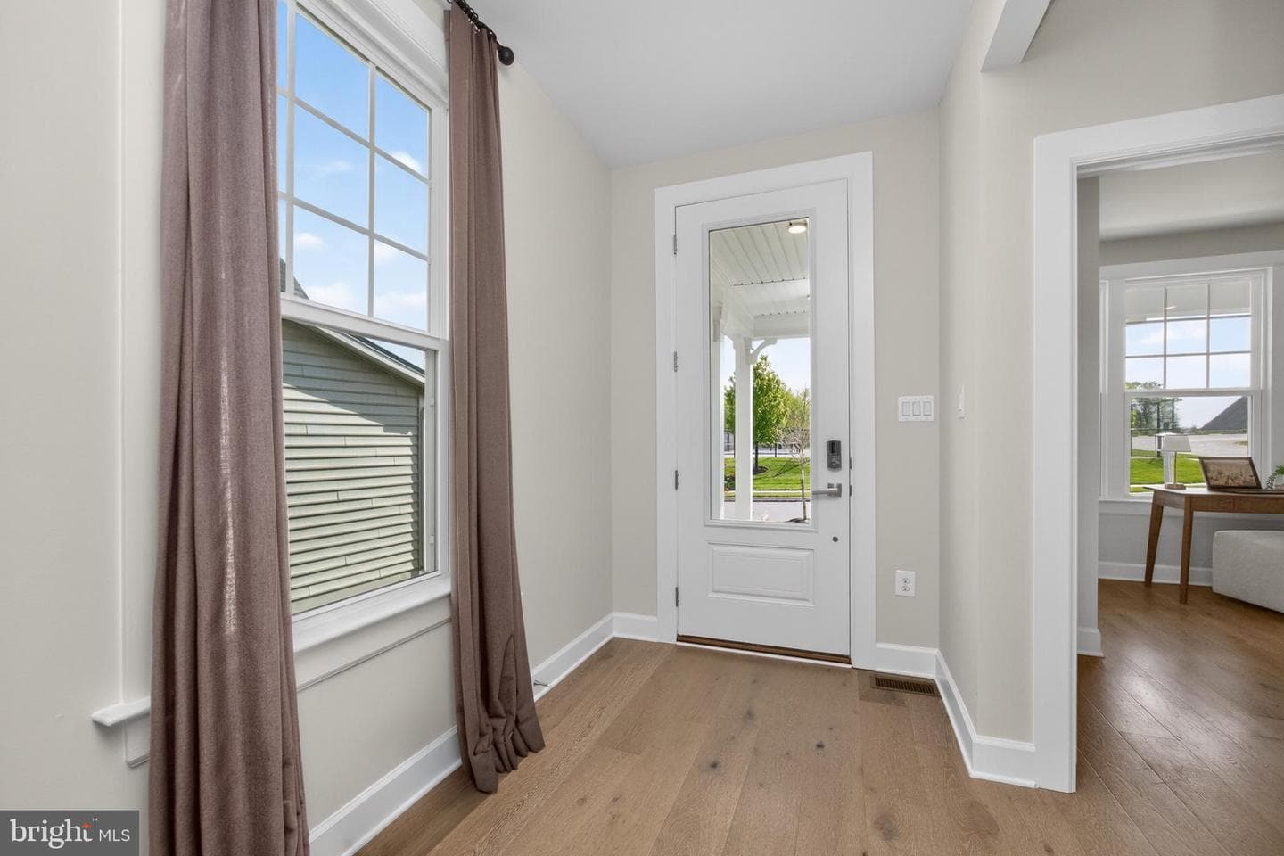 1147 Sculthorpe Drive photo 4