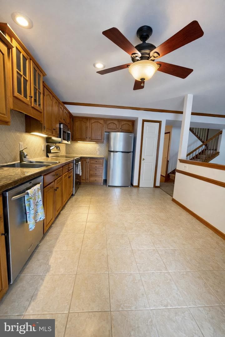 21 Meadowview Drive photo 6