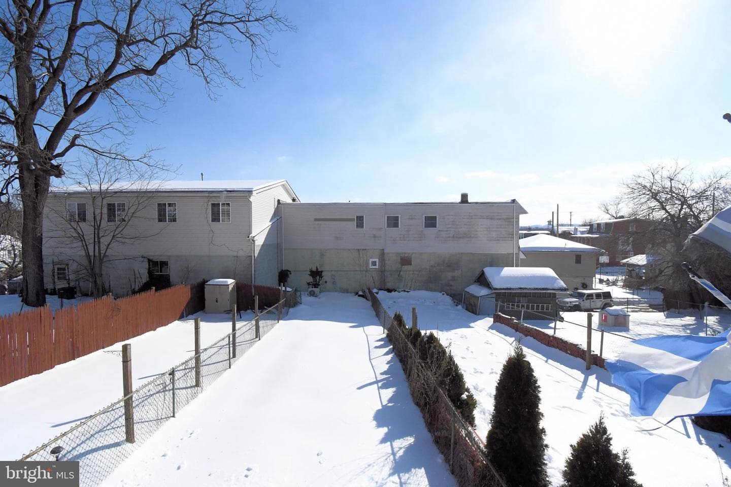 220 Saint Marys Street photo 36