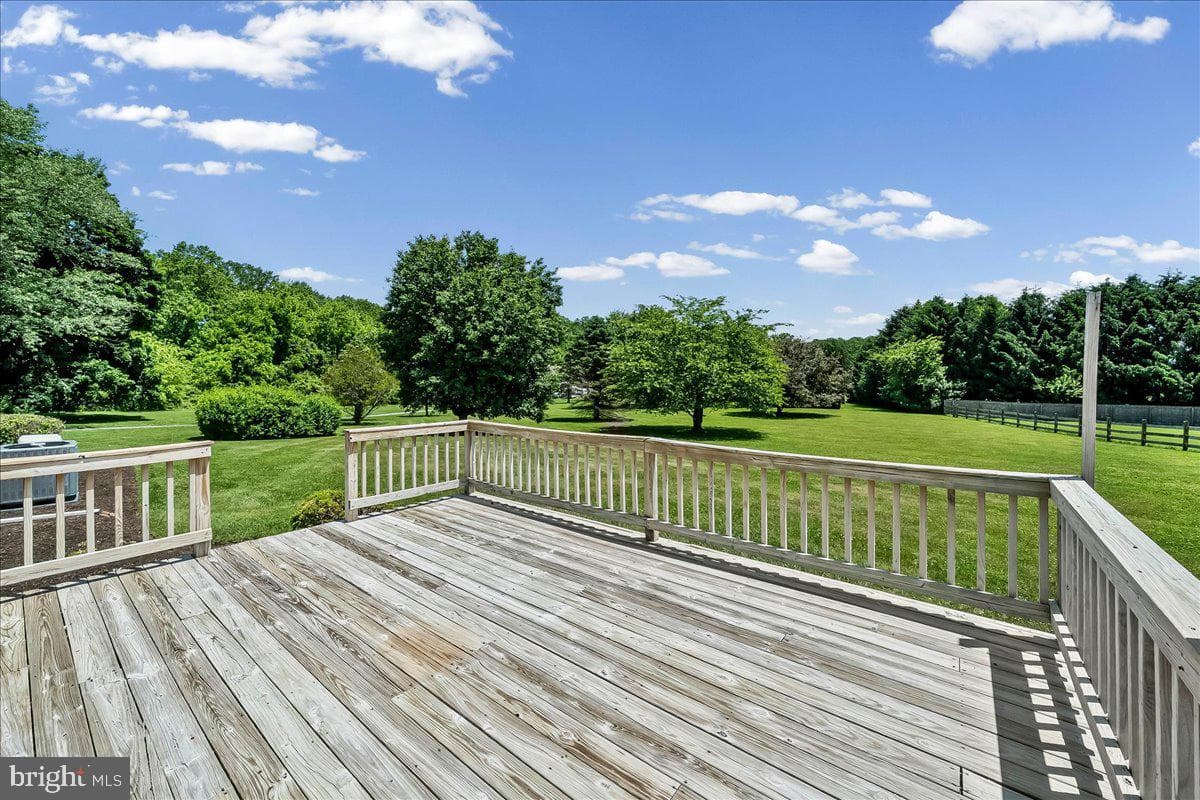 508 Ash Road photo 27