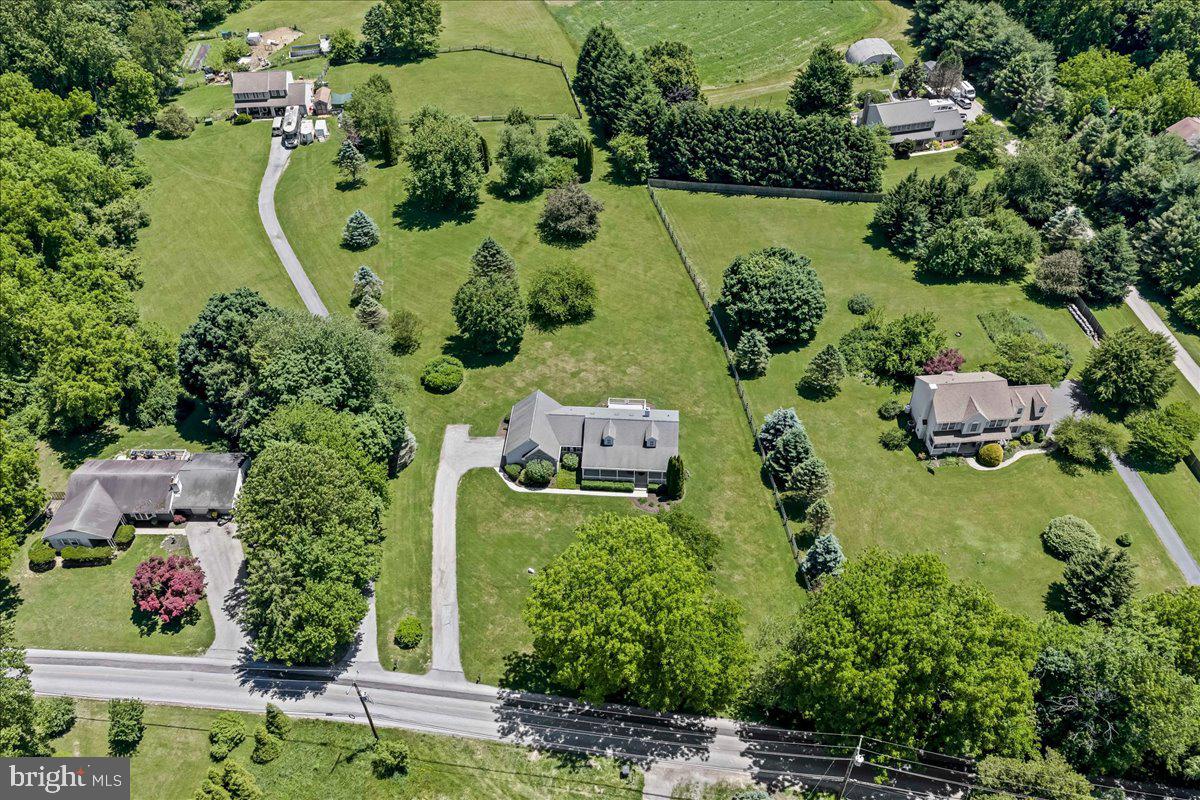 508 Ash Road photo 36
