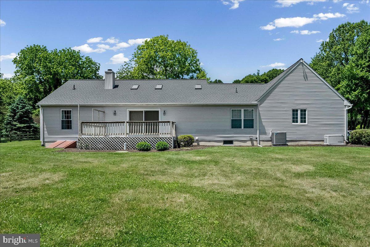 508 Ash Road photo 43