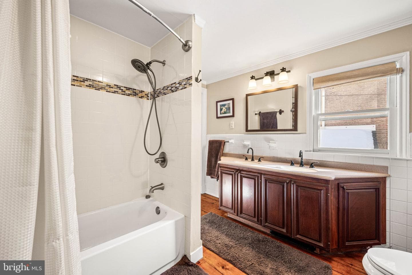 220 S Walnut Street photo 23