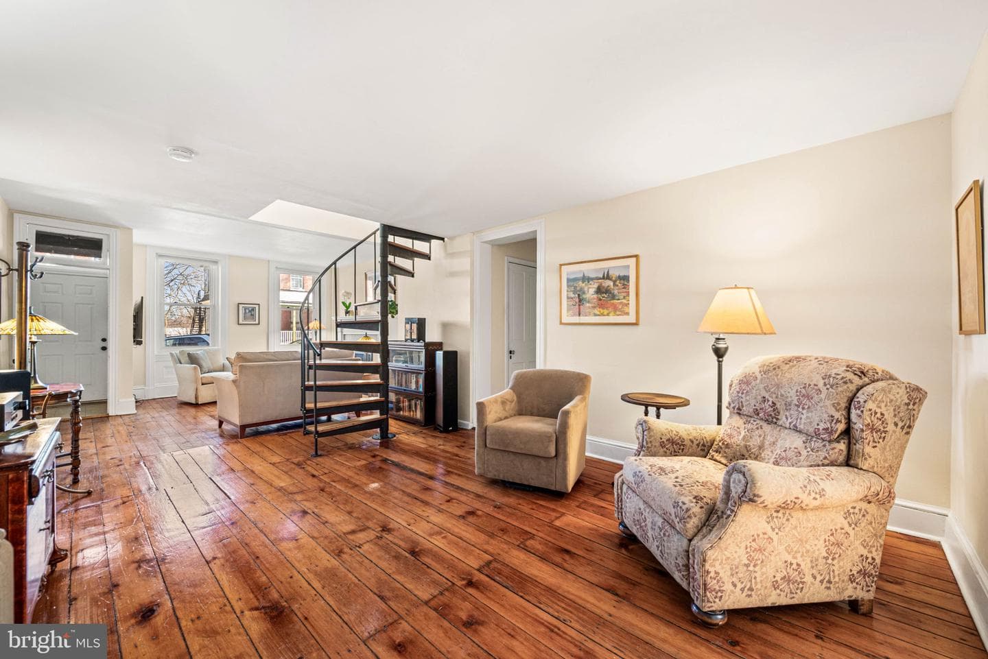 220 S Walnut Street photo 7