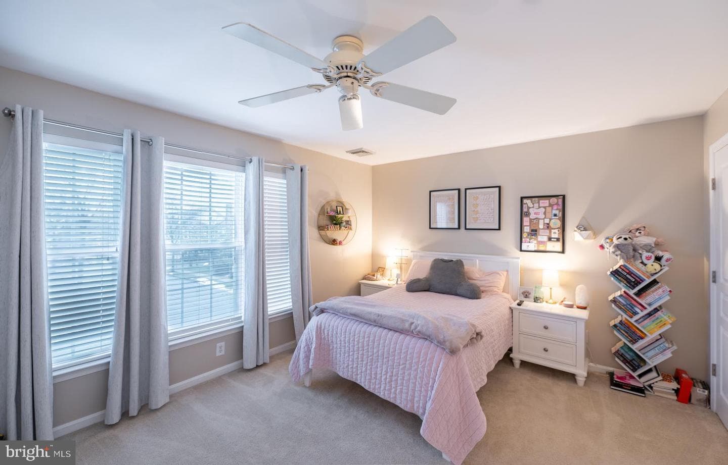 644 Churchill Road photo 23